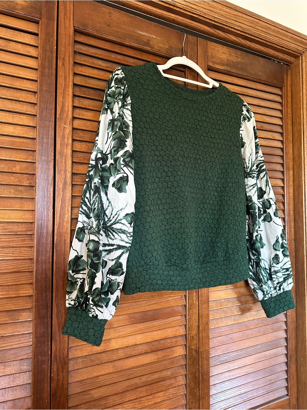 Porridge by Anthropologie textured sweatshirt in green and white size XS - Picture 7 of 11